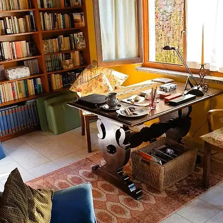 Holiday home Elegant Lakeview Retreat With Garden Just 5 Minutes From Varenna *
