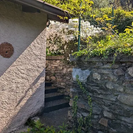 Holiday home Elegant Lakeview Retreat With Garden Just 5 Minutes From Varenna *