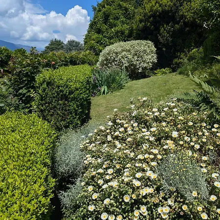Elegant Lakeview Retreat With Garden Just 5 Minutes From Varenna