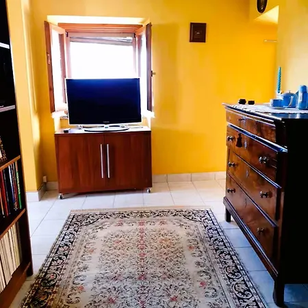 Hébergement de vacances Elegant Lakeview Retreat With Garden Just 5 Minutes From Varenna *
